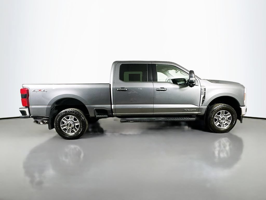 Used 2024 Ford F350 Lariat AWD/4WD image 7