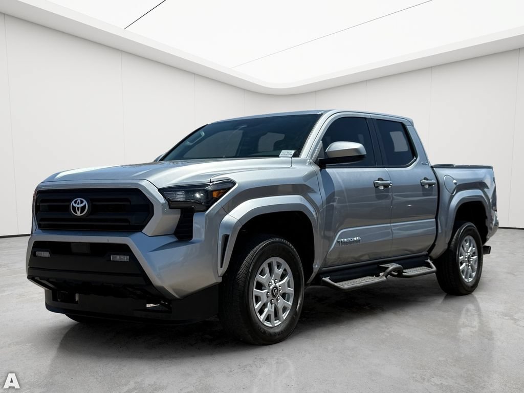 Used 2024 Toyota Tacoma SR5 AWD/4WD image 2