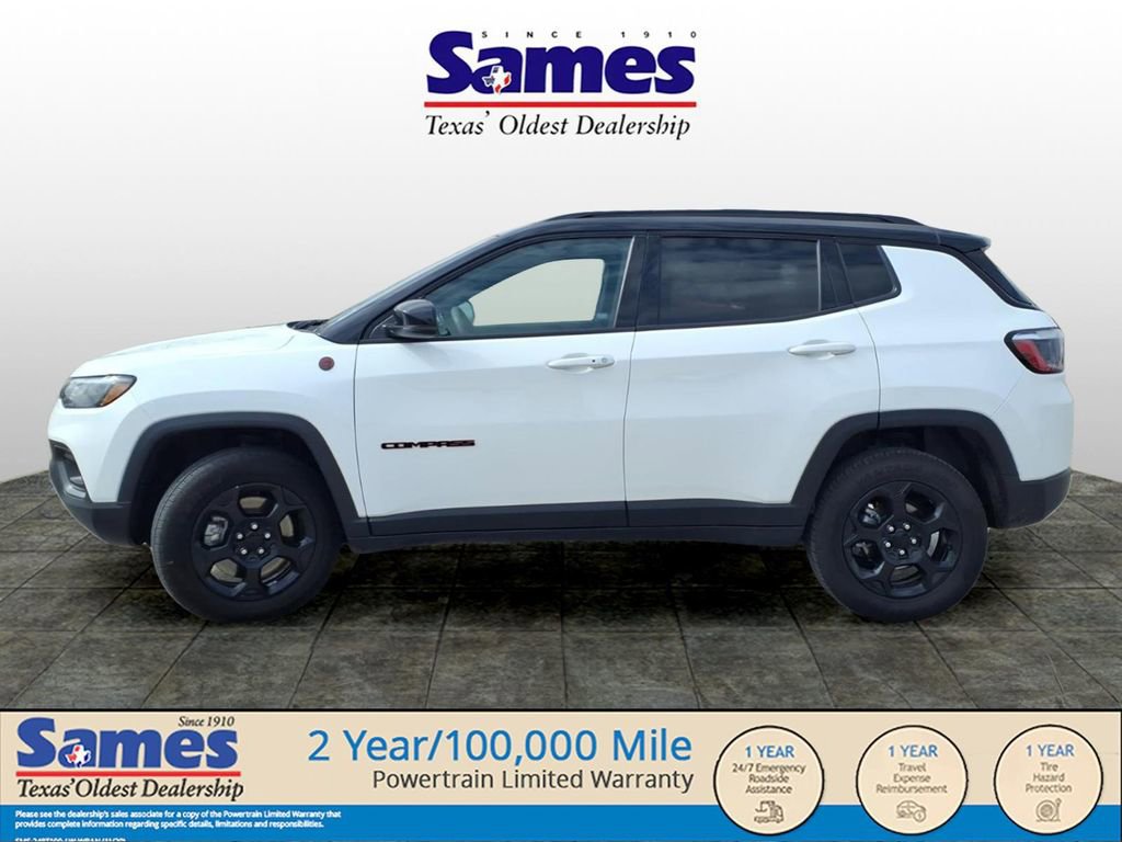 Used 2023 Jeep Compass Trailhawk image 4