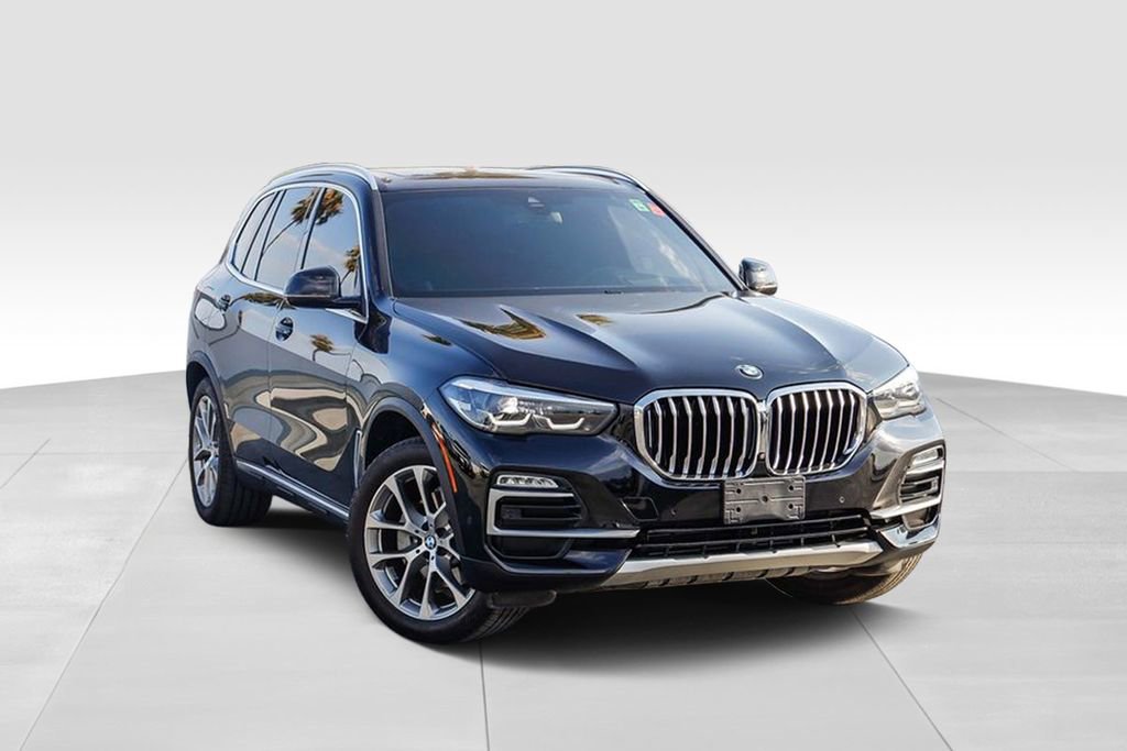Used 2021 BMW X5 xDrive40i w/ Premium Package image 2