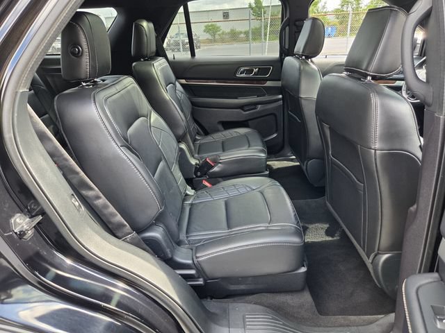 Used 2018 Ford Explorer Platinum AWD/4WD image 15