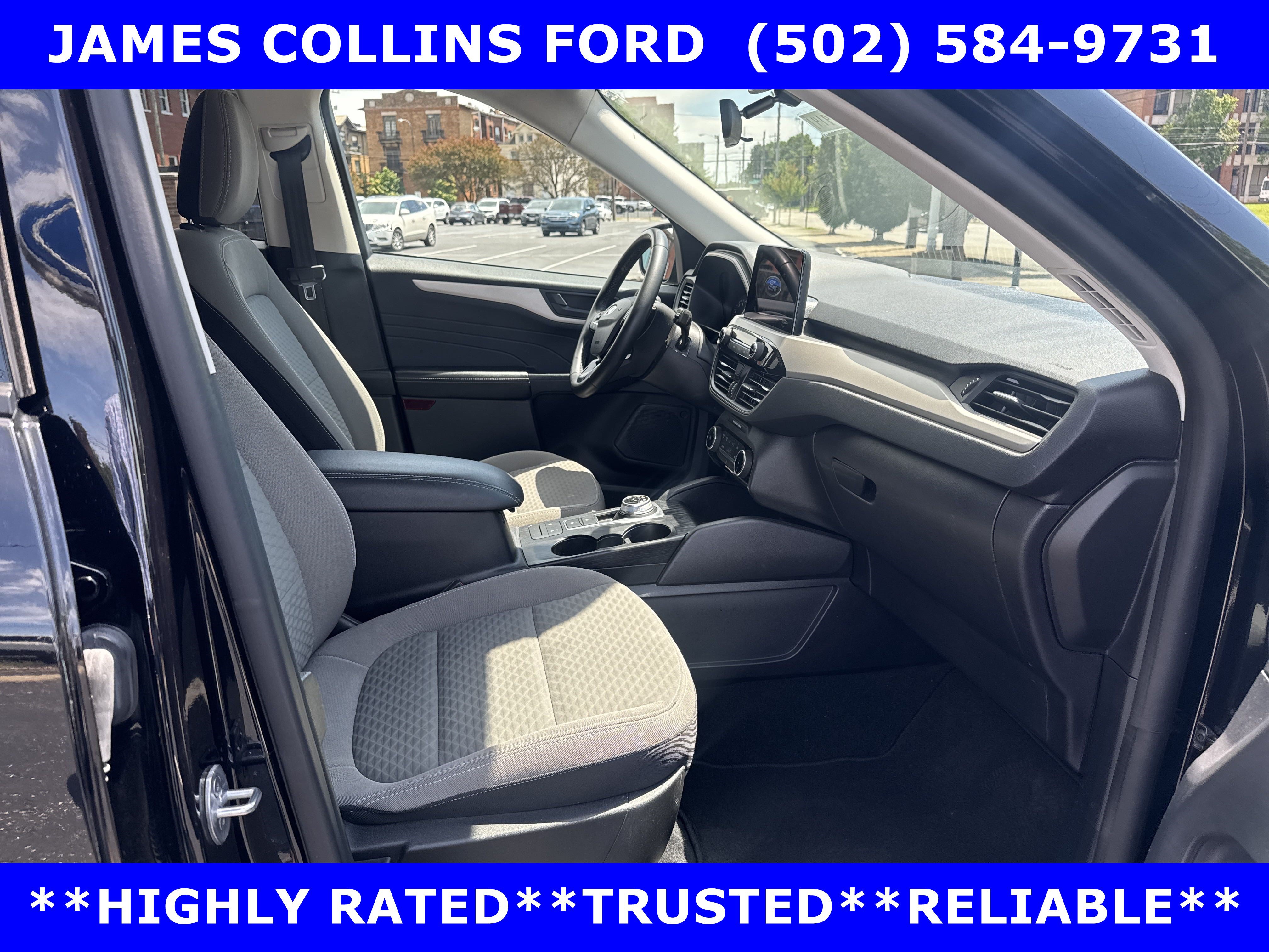 Used 2022 Ford Escape SE w/ Cold Weather Package AWD/4WD image 19