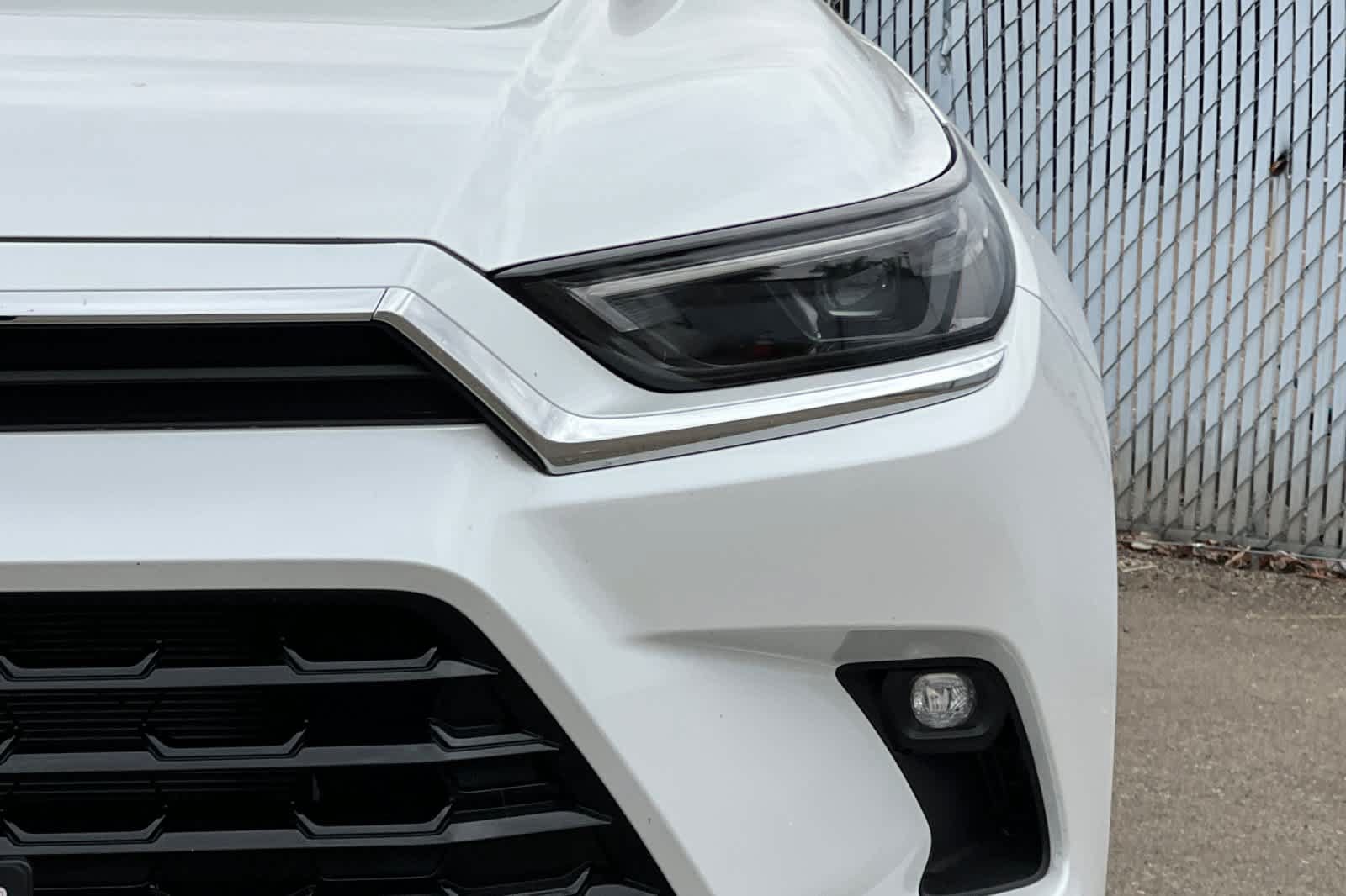 Used 2026 Toyota Grand Highlander AWD image 13