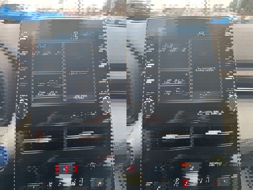 Used 2019 Toyota Avalon XLE w/ Moonroof Package image 19