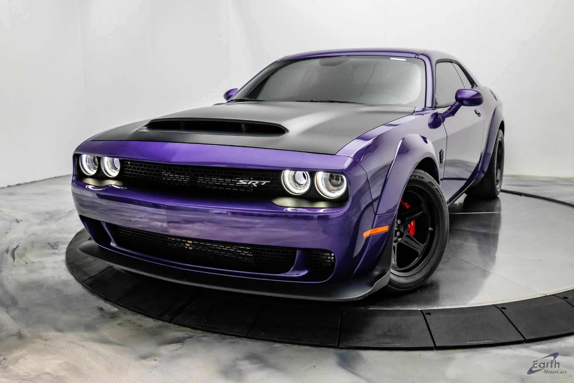 Used 2018 Dodge Challenger SRT Demon RWD image 5