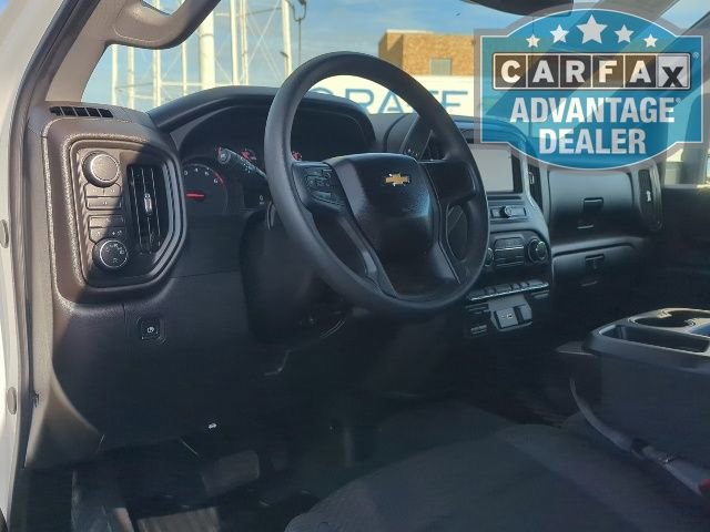 Used 2025 Chevrolet Silverado 2500 Custom image 4