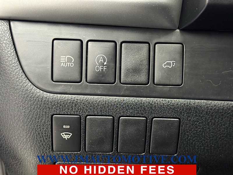 Used 2018 Toyota Highlander XLE image 37
