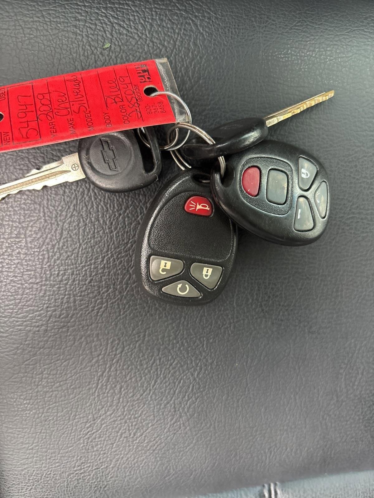 Used 2009 Chevrolet Silverado 1500 LT w/ Power Pack Plus image 41