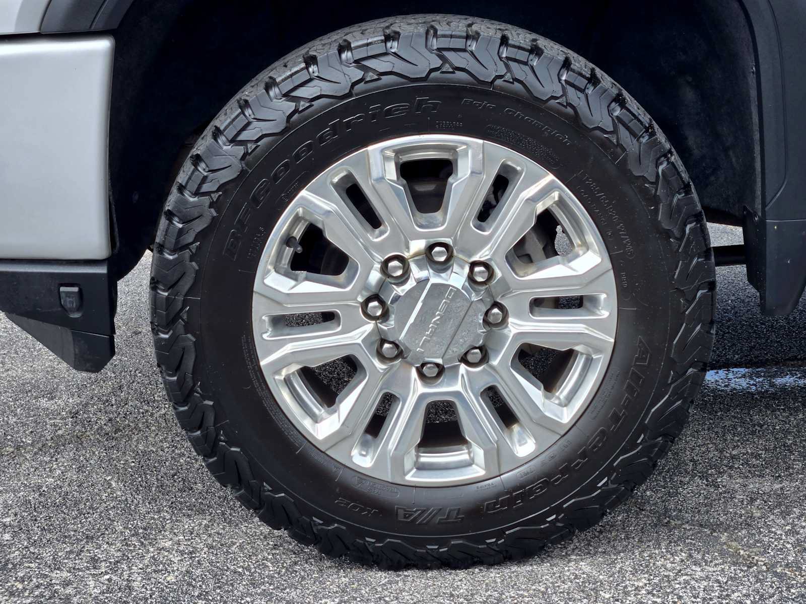 Certified 2022 GMC Sierra 2500 Denali AWD/4WD image 8