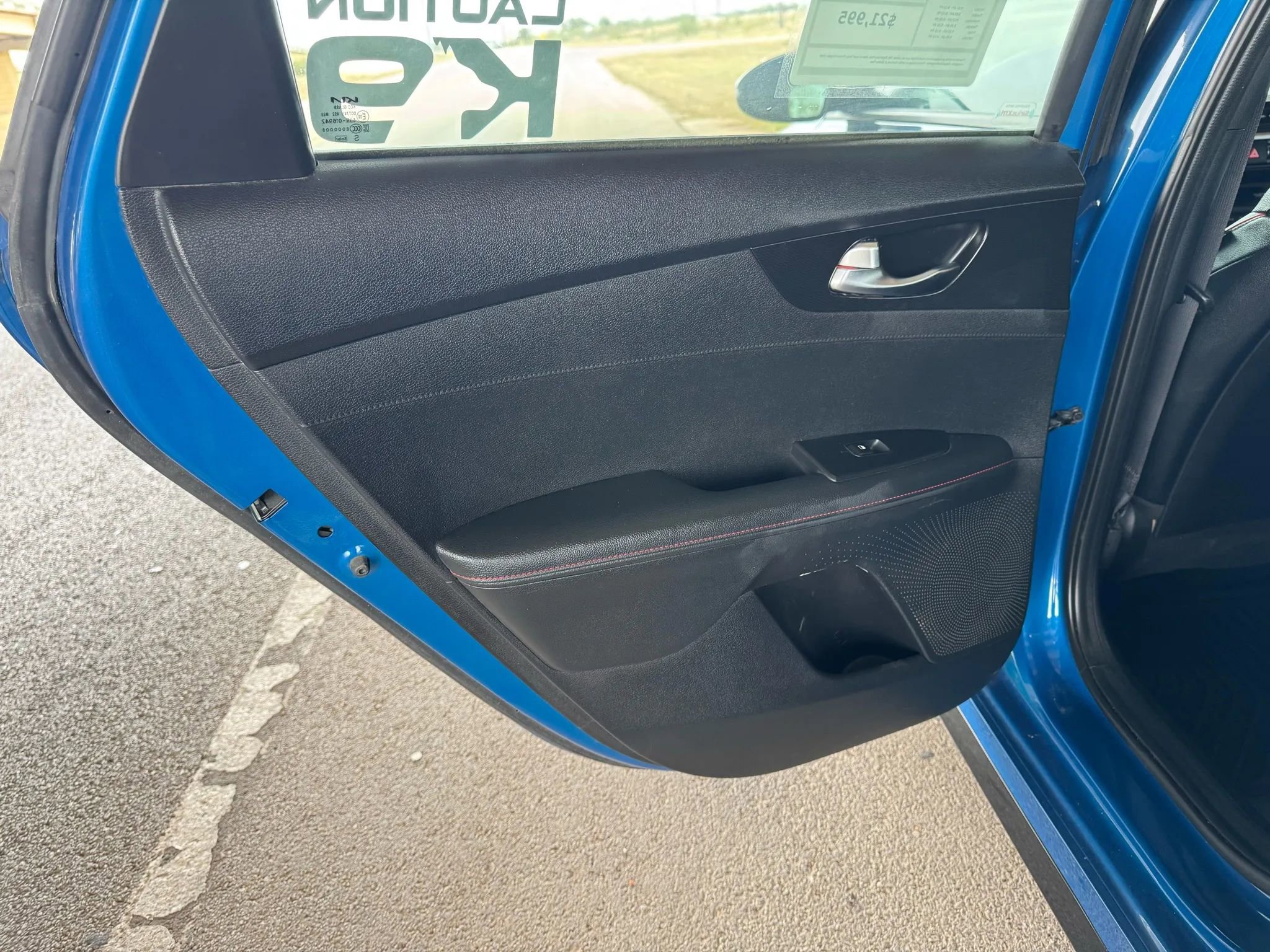 Used 2023 Kia Forte GT image 11