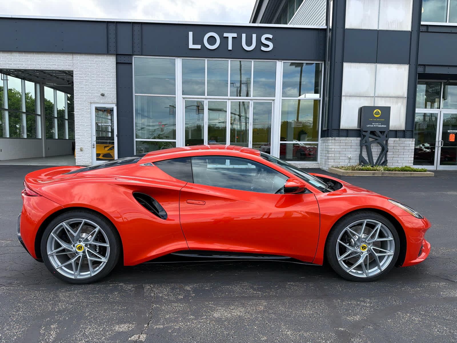 New 2026 Lotus Emira RWD image 9