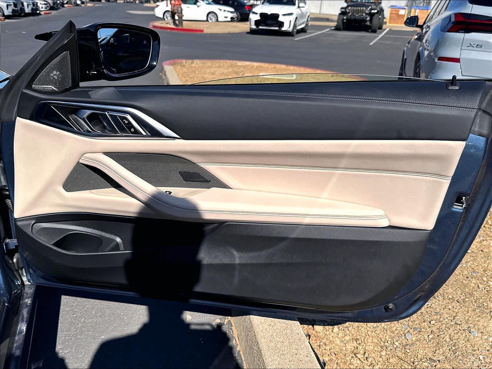 Used 2025 BMW M440i Convertible w/ Premium Package RWD image 29