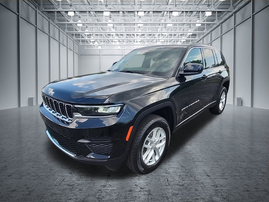 New 2026 Jeep Grand Cherokee Laredo X RWD image 18