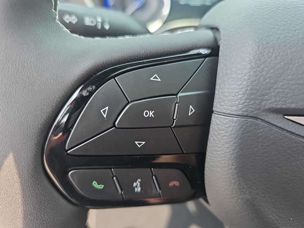 New 2027 Chrysler Pacifica Limited AWD/4WD image 19