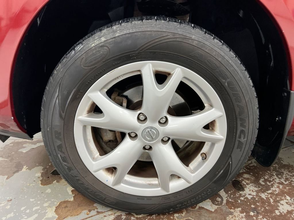 Used 2011 Nissan Rogue SV w/ Premium Pkg image 27