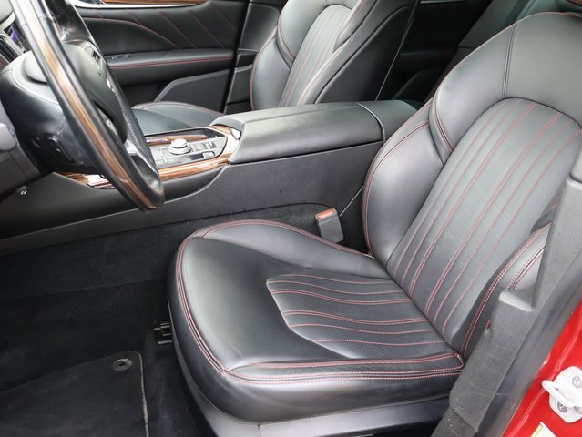Used 2020 Maserati Levante GranLusso image 45
