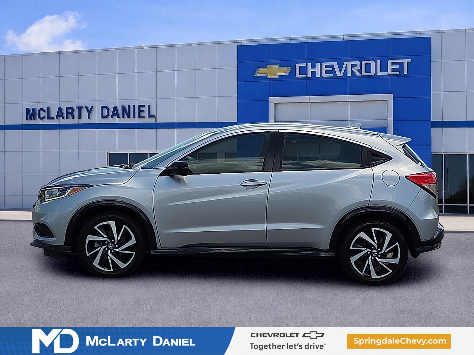 Used 2019 Honda HR-V Sport image 3
