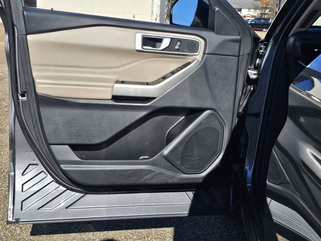 Certified 2022 Ford Explorer XLT image 14