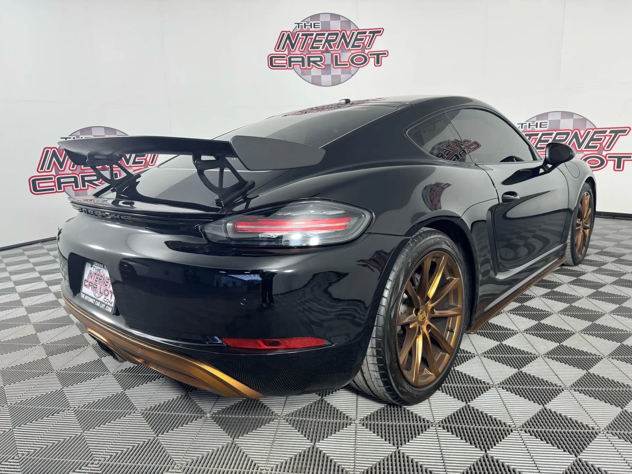 Used 2018 Porsche 718 Cayman image 22