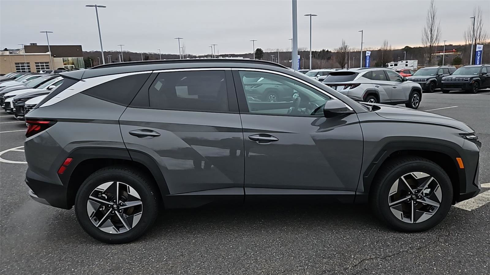 New 2026 Hyundai Tucson SEL image 8