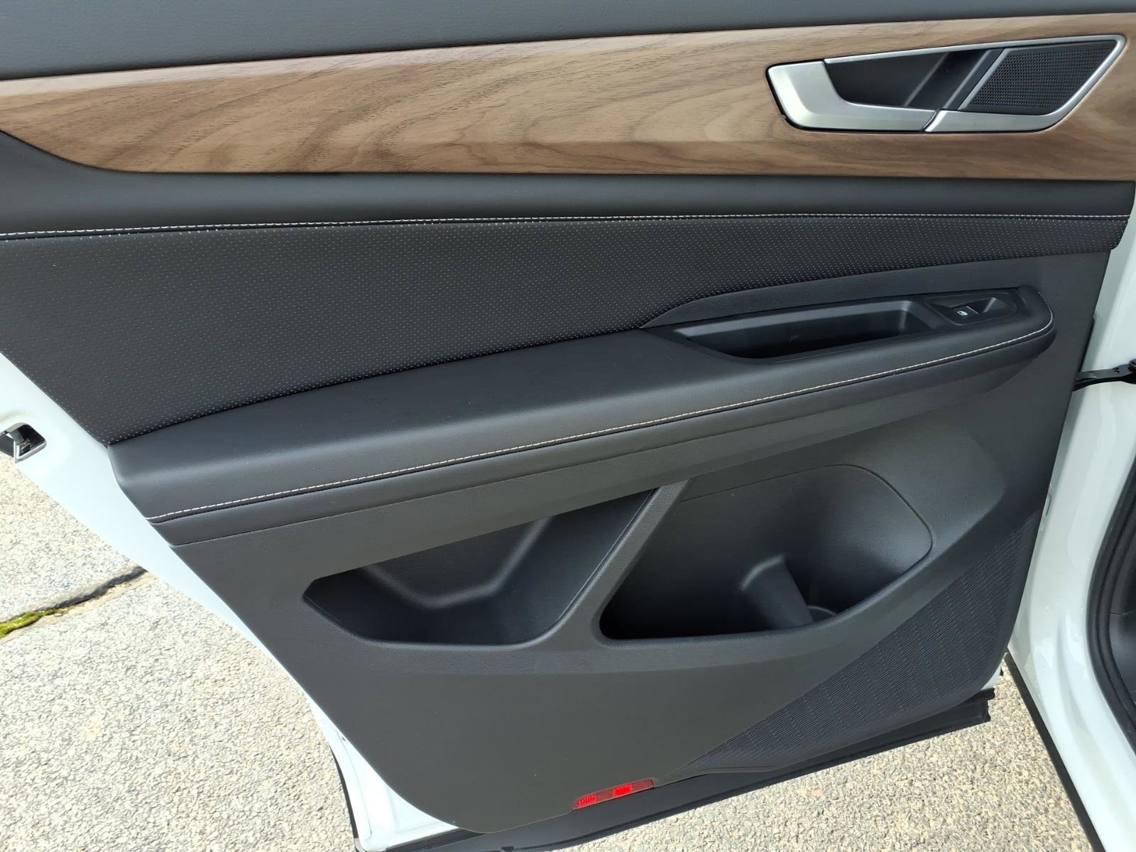 Certified 2024 Volkswagen Atlas SE AWD/4WD image 15