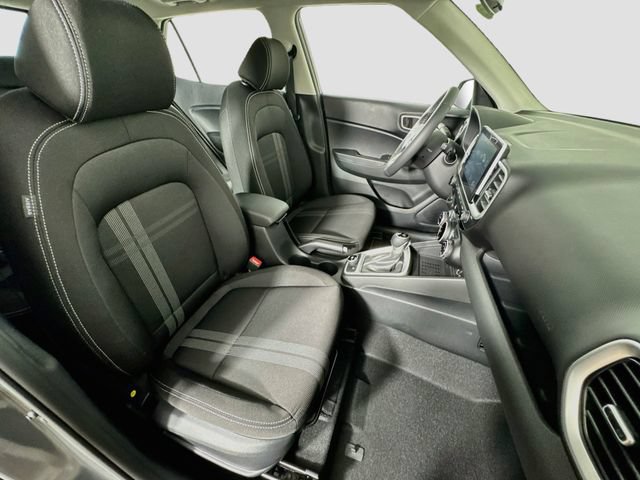New 2026 Hyundai Venue SEL FWD image 30