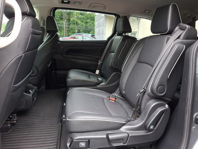 Certified 2025 Honda Odyssey Touring image 12