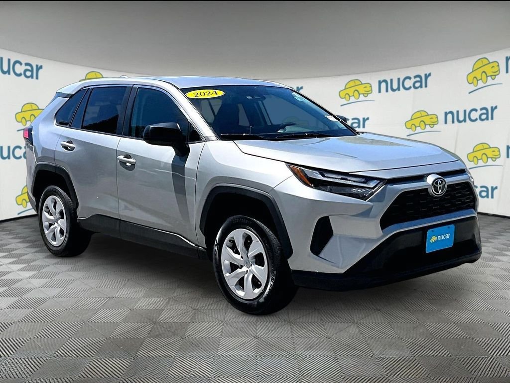 Used 2024 Toyota RAV4 LE AWD/4WD image 1