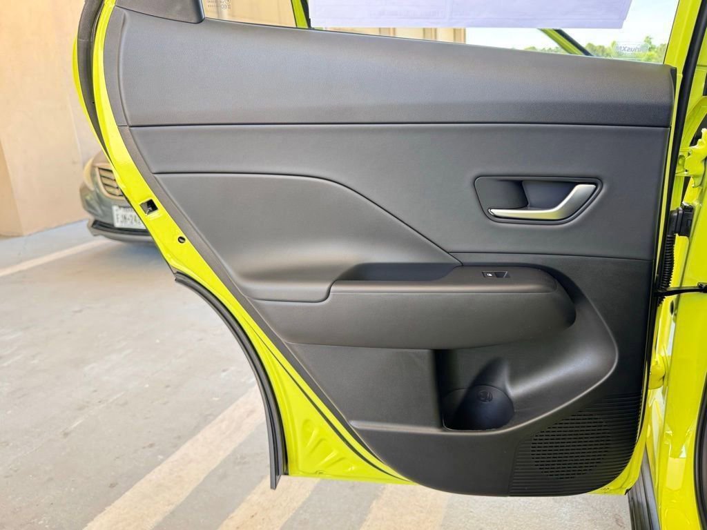 New 2026 Hyundai Kona SEL Premium image 22