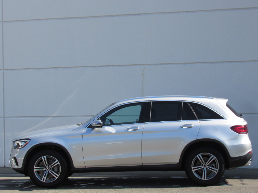 Used 2020 Mercedes-Benz GLC 300 4MATIC image 2