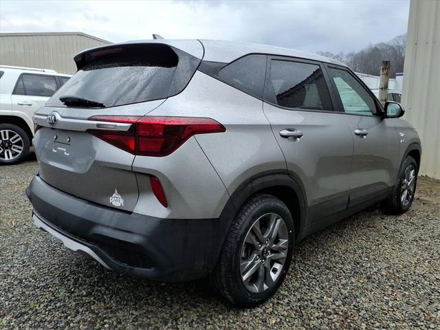 Used 2021 Kia Seltos LX image 11