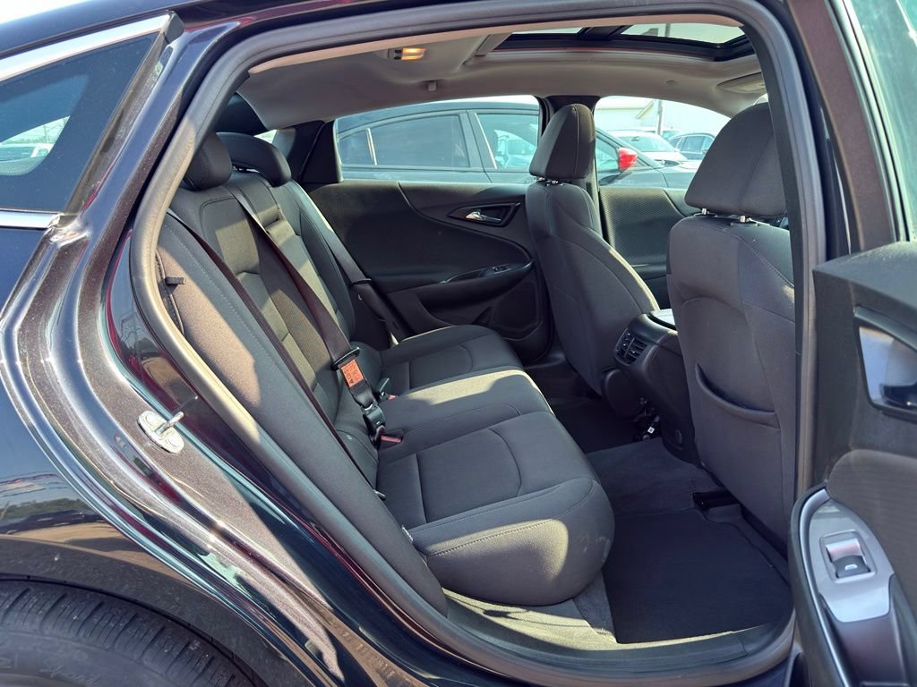 Used 2023 Chevrolet Malibu LT FWD image 27