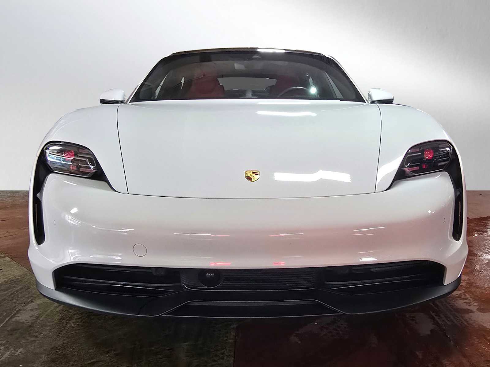 Used 2020 Porsche Taycan 4S image 8