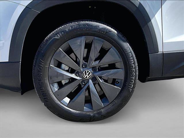 Used 2023 Volkswagen Taos S w/ Driver Assistance Package FWD image 10