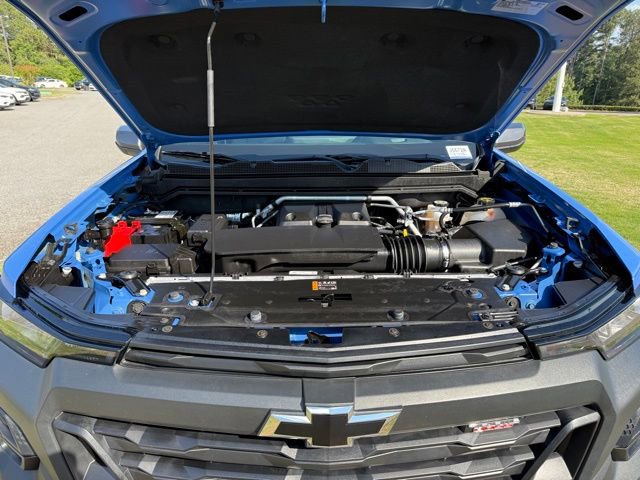 Used 2025 Chevrolet Colorado Trail Boss AWD/4WD image 31