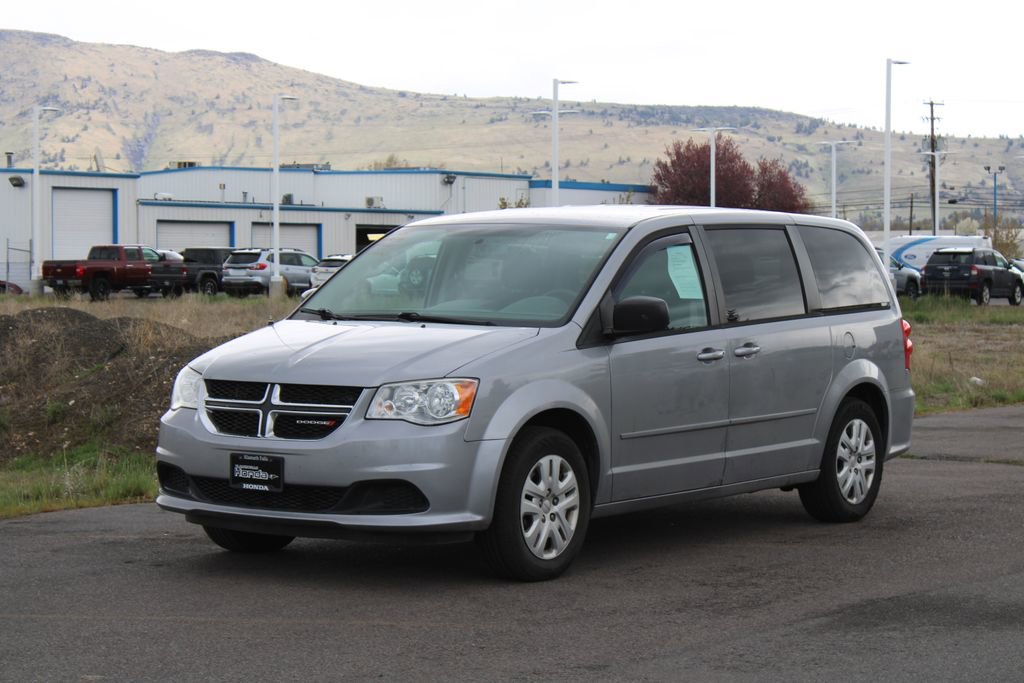 Used 2016 Dodge Grand Caravan SE w/ Quick Order Package 29E SE image 7