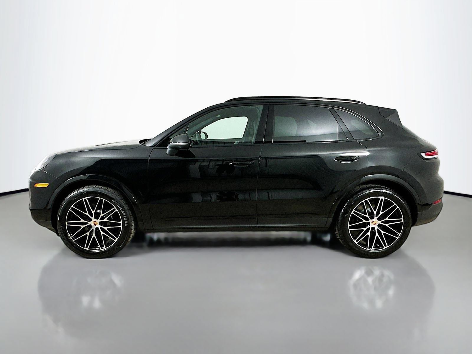 New 2026 Porsche Cayenne S AWD/4WD image 8