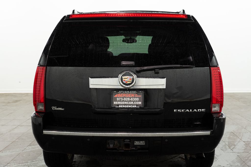 Used 2014 Cadillac Escalade Luxury AWD/4WD image 13