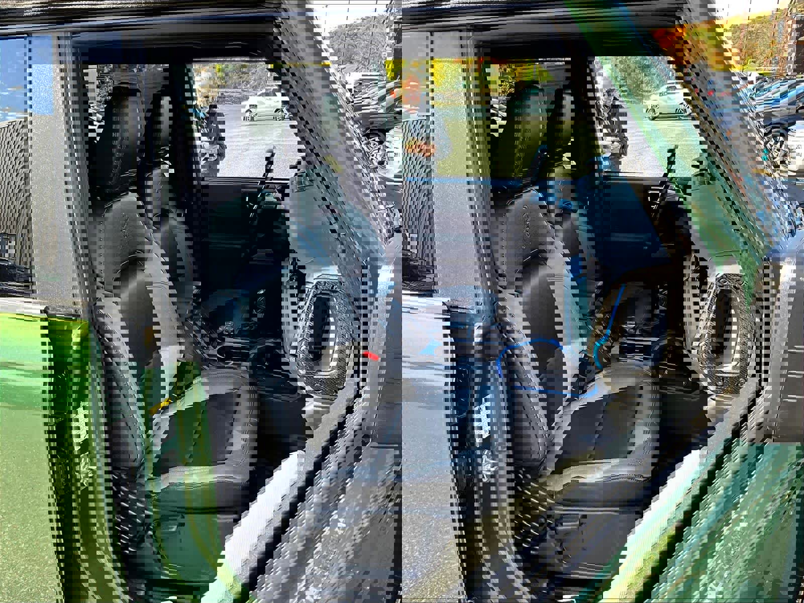 Used 2023 Ford Bronco Black Diamond w/ Sasquatch Package image 11