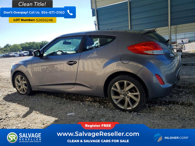 Used 2016 Hyundai Veloster FWD image 3