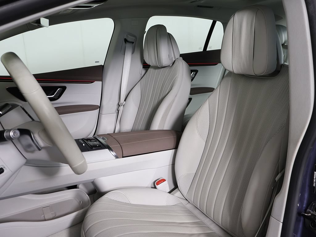 Used 2024 Mercedes-Benz EQS 450+ 4MATIC Sedan w/ AMG Line Exterior Package image 32