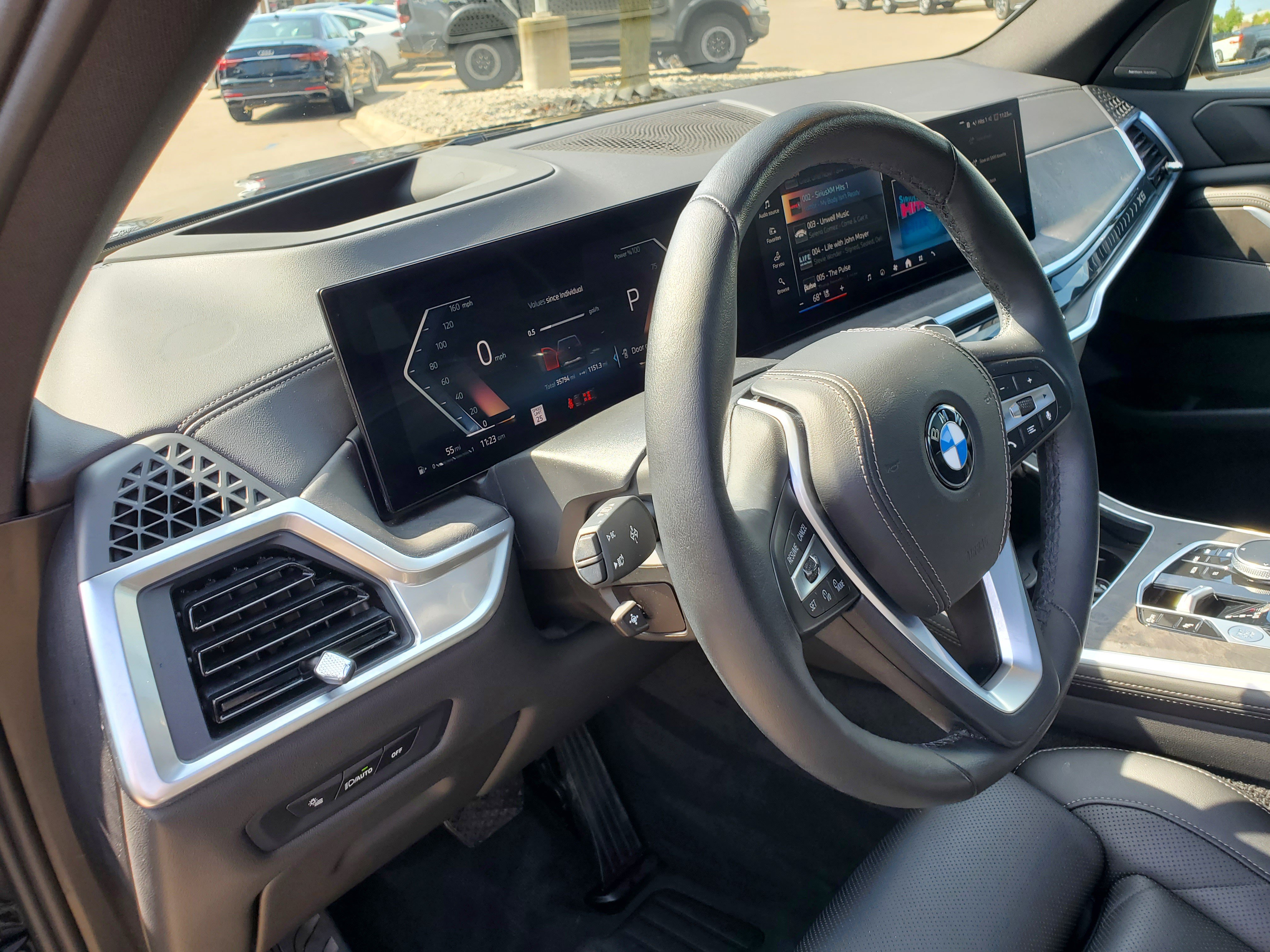 Certified 2024 BMW X5 xDrive40i w/ Premium Package AWD/4WD image 11