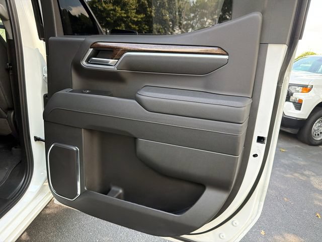 Used 2026 GMC Sierra 1500 Elevation w/ Elevation Premium Package AWD/4WD image 16