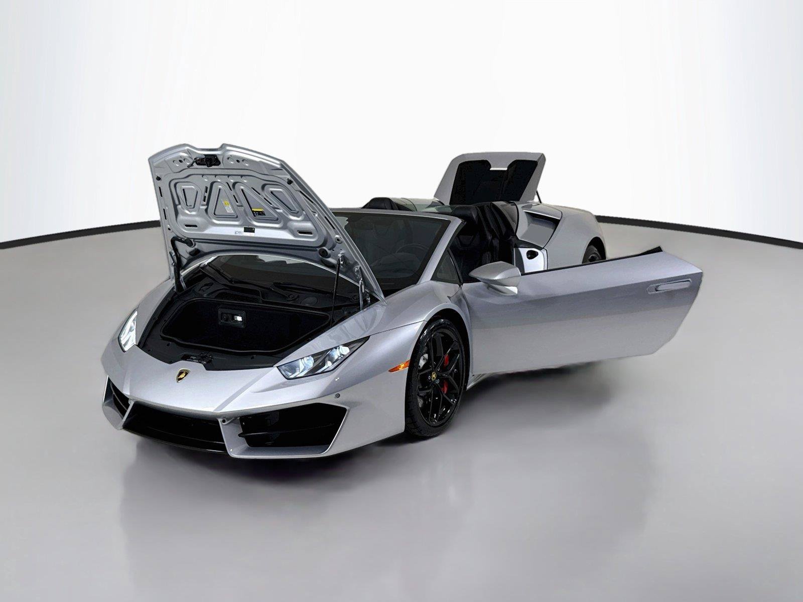Used 2018 Lamborghini Huracan LP 580-2 RWD image 36