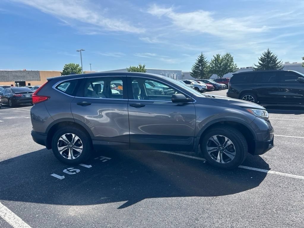 Used 2017 Honda CR-V LX image 11
