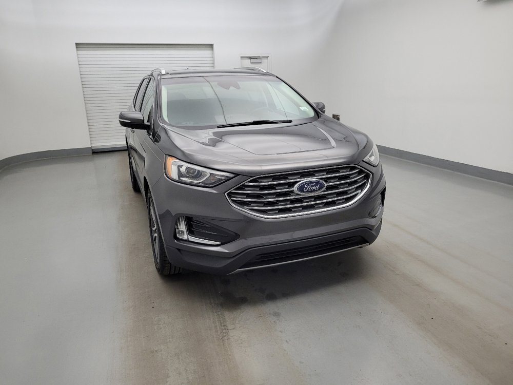 Used 2019 Ford Edge Titanium w/ Cold Weather Package AWD/4WD image 14