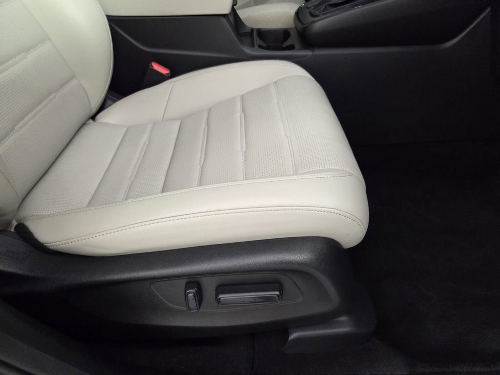 Used 2024 Honda CR-V EX-L image 34