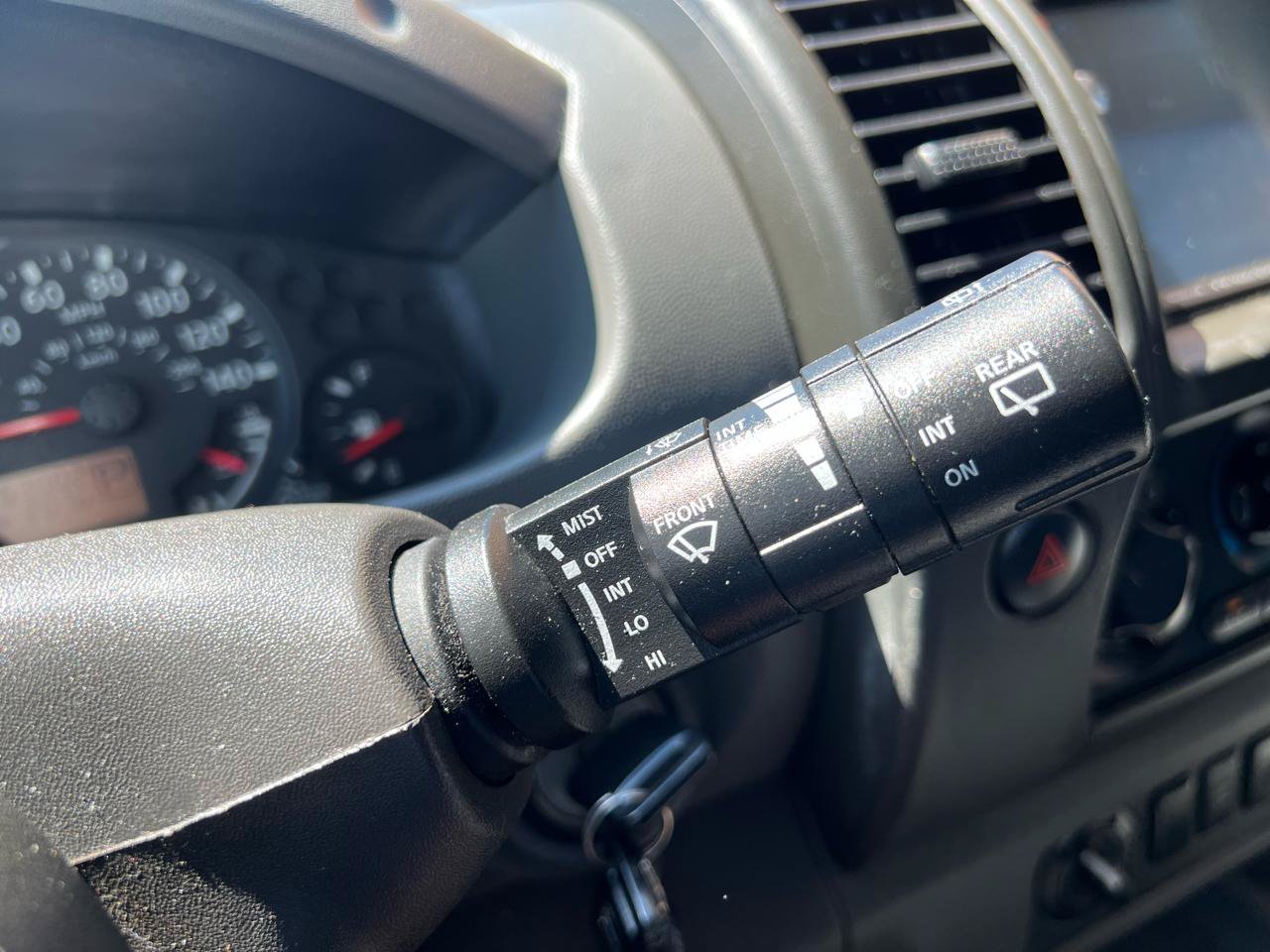 Used 2006 Nissan Xterra S AWD/4WD image 30