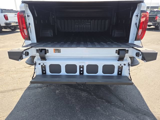 New 2026 GMC Sierra 1500 Denali w/ Denali Reserve Package AWD/4WD image 21
