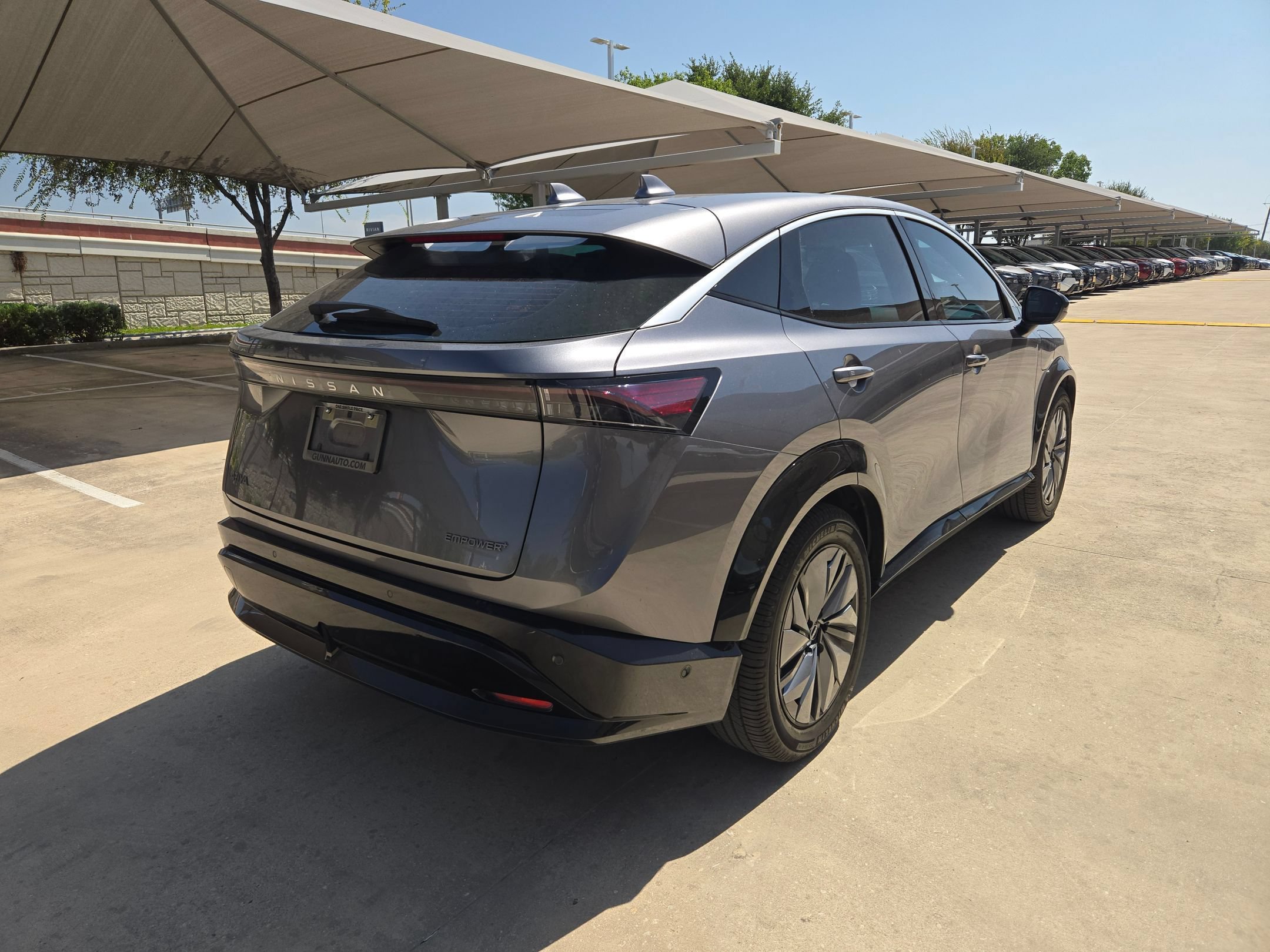 Used 2023 Nissan Ariya FWD image 3